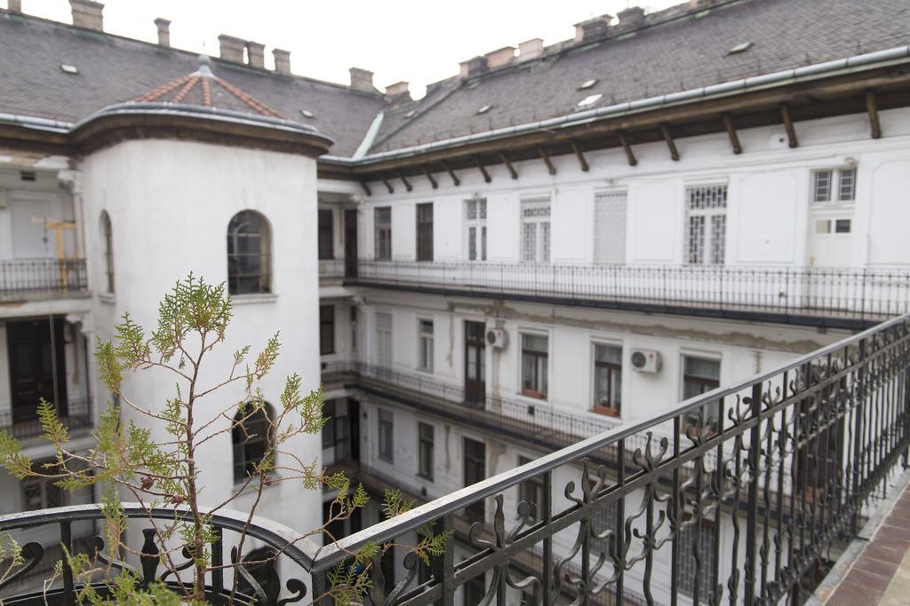 Cozy Loft At Opera Apartment Budapest Ngoại thất bức ảnh