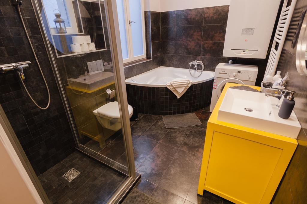 Cozy Loft At Opera Apartment Budapest Ngoại thất bức ảnh